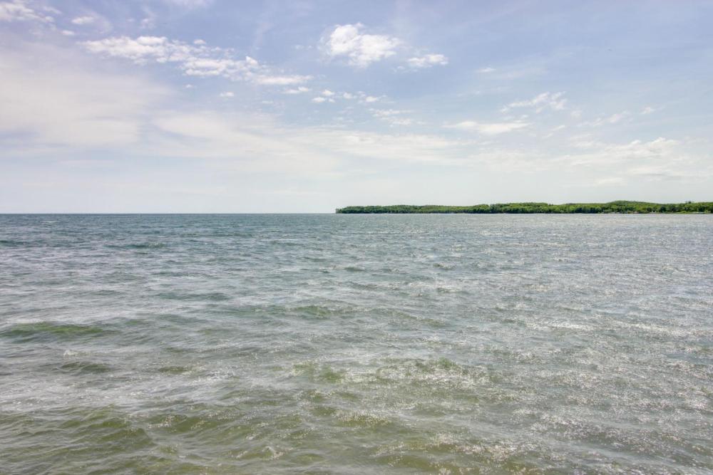 Eagles Nest Cabin on Mille Lacs Lake Boat and Fish